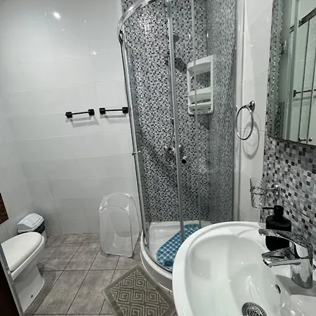 Deluxe 3bedroom Apartment, 3min Walk To Seafront Gzira