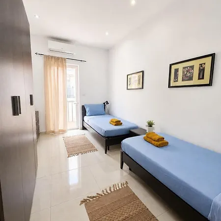 شقة Deluxe 3bedroom Apartment, 3min Walk To Seafront Gzira